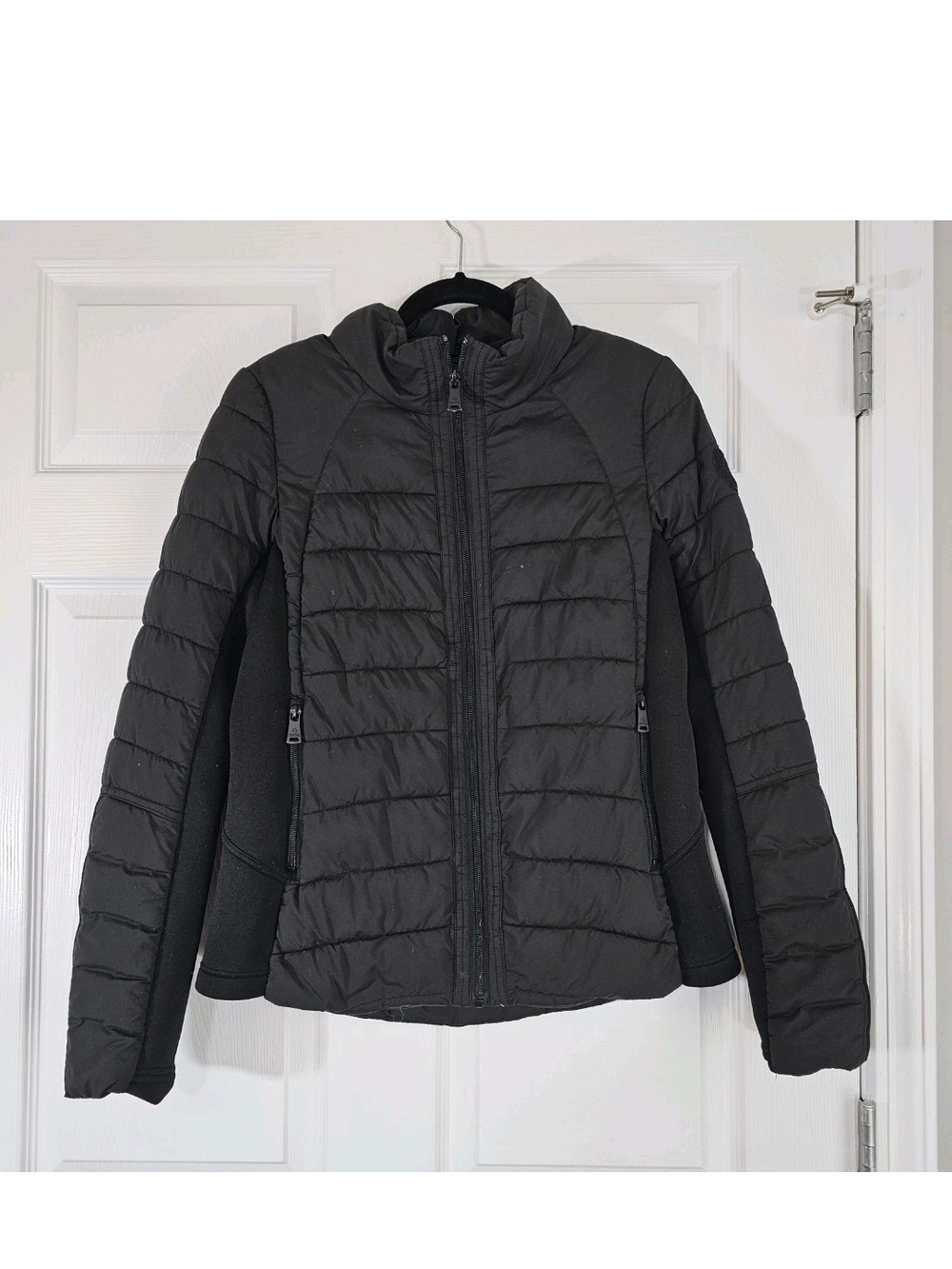 Bernardo Black Women Active Puffer Jacket Size M Performance Gorpcore Athleisure